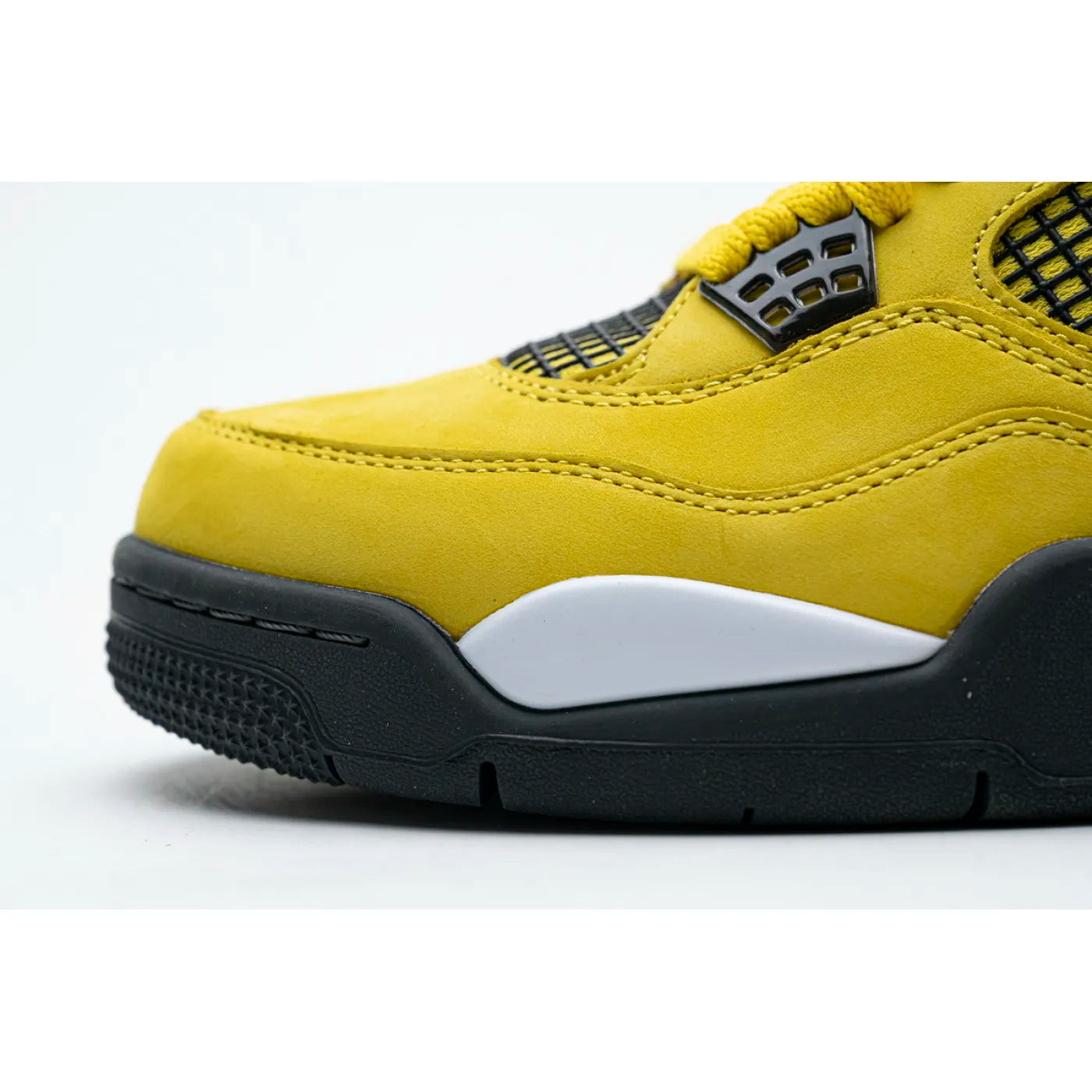 Air Jordan 4 Retro Lightning