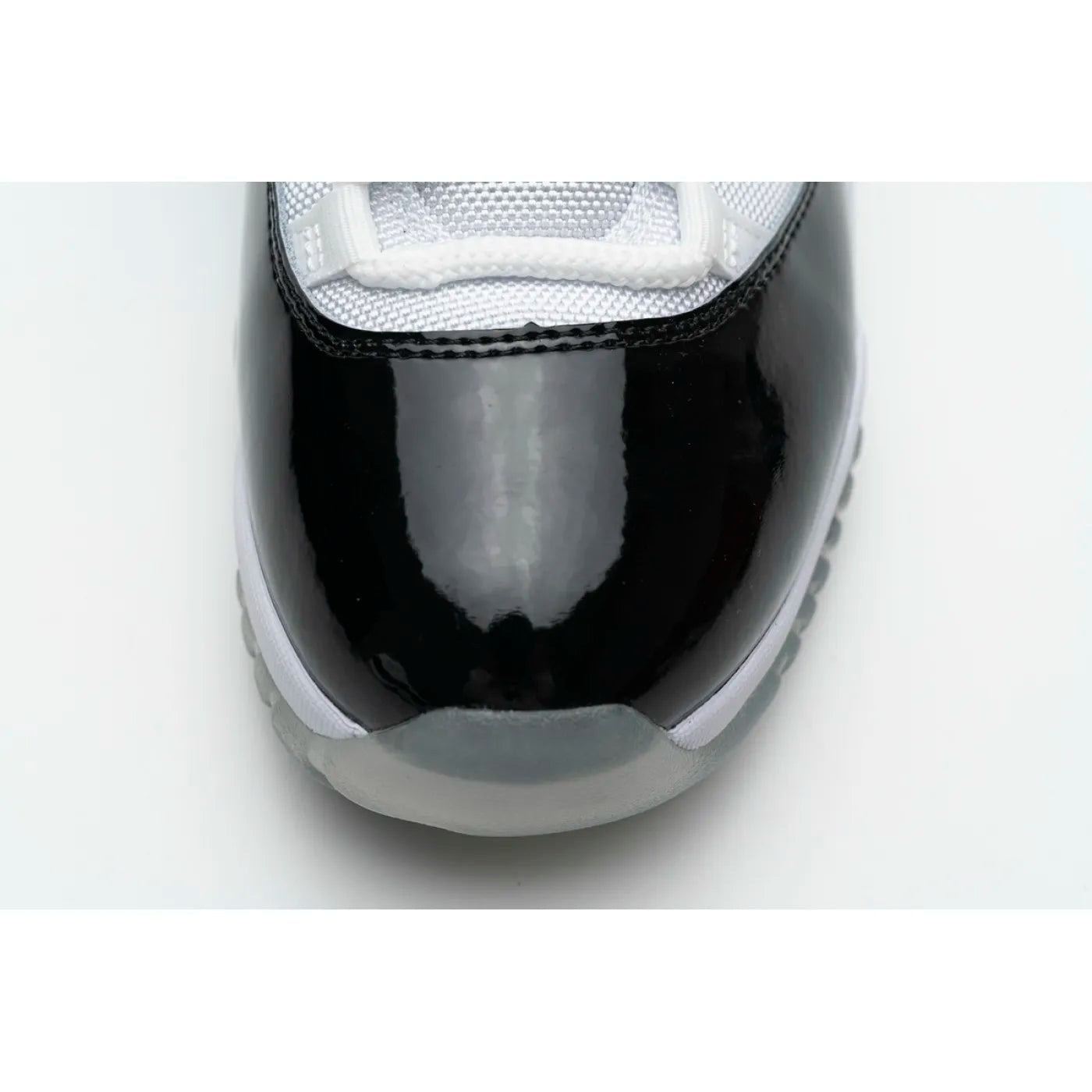 Air Jordan 11 High Concord