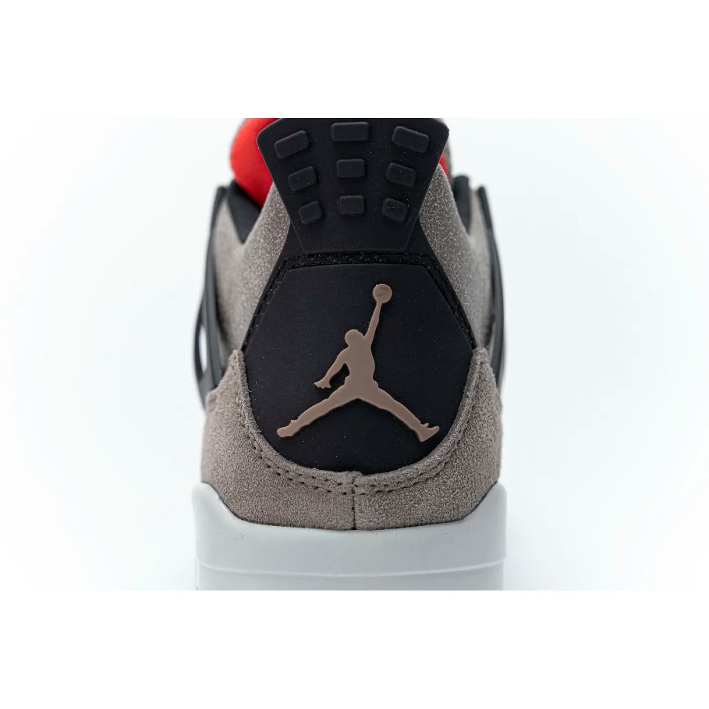 Air Jordan 4 Retro "Taupe Haze"