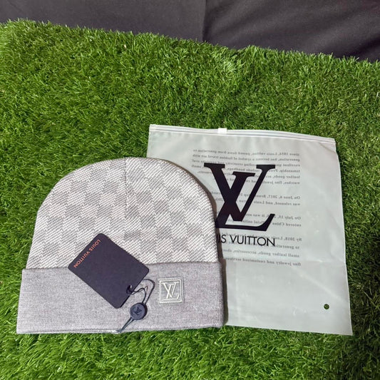 LOUIS VUITTON BEANIE GREY